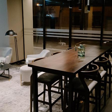 Apartamento Exclusivo Ciudad De Guatemala Zona 10 Bagian luar foto