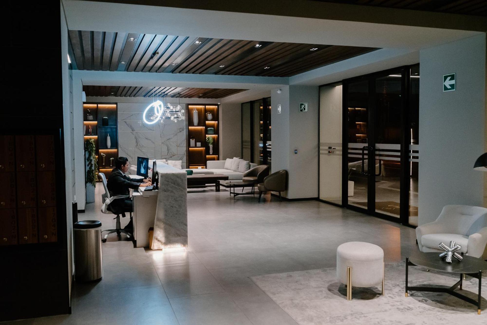Apartamento Exclusivo Ciudad De Guatemala Zona 10 Bagian luar foto